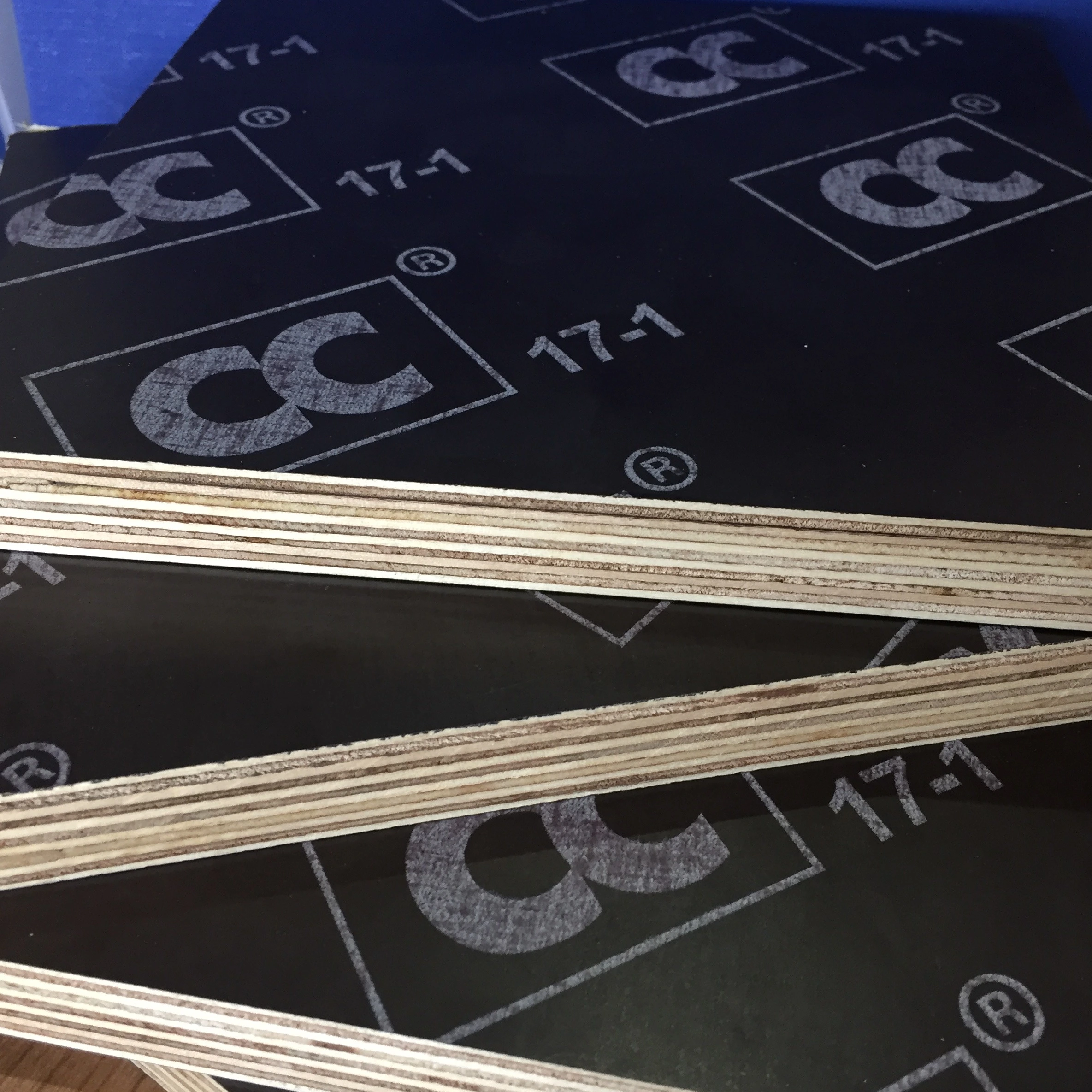 CC 17-1 Film Faced Plywood