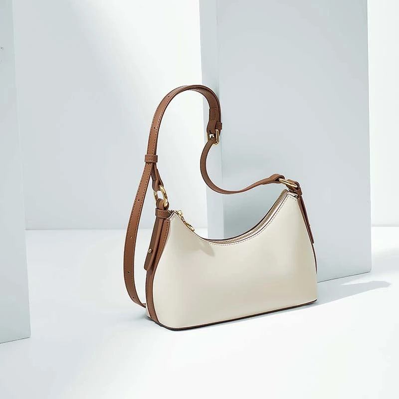 women leather shoulder bag