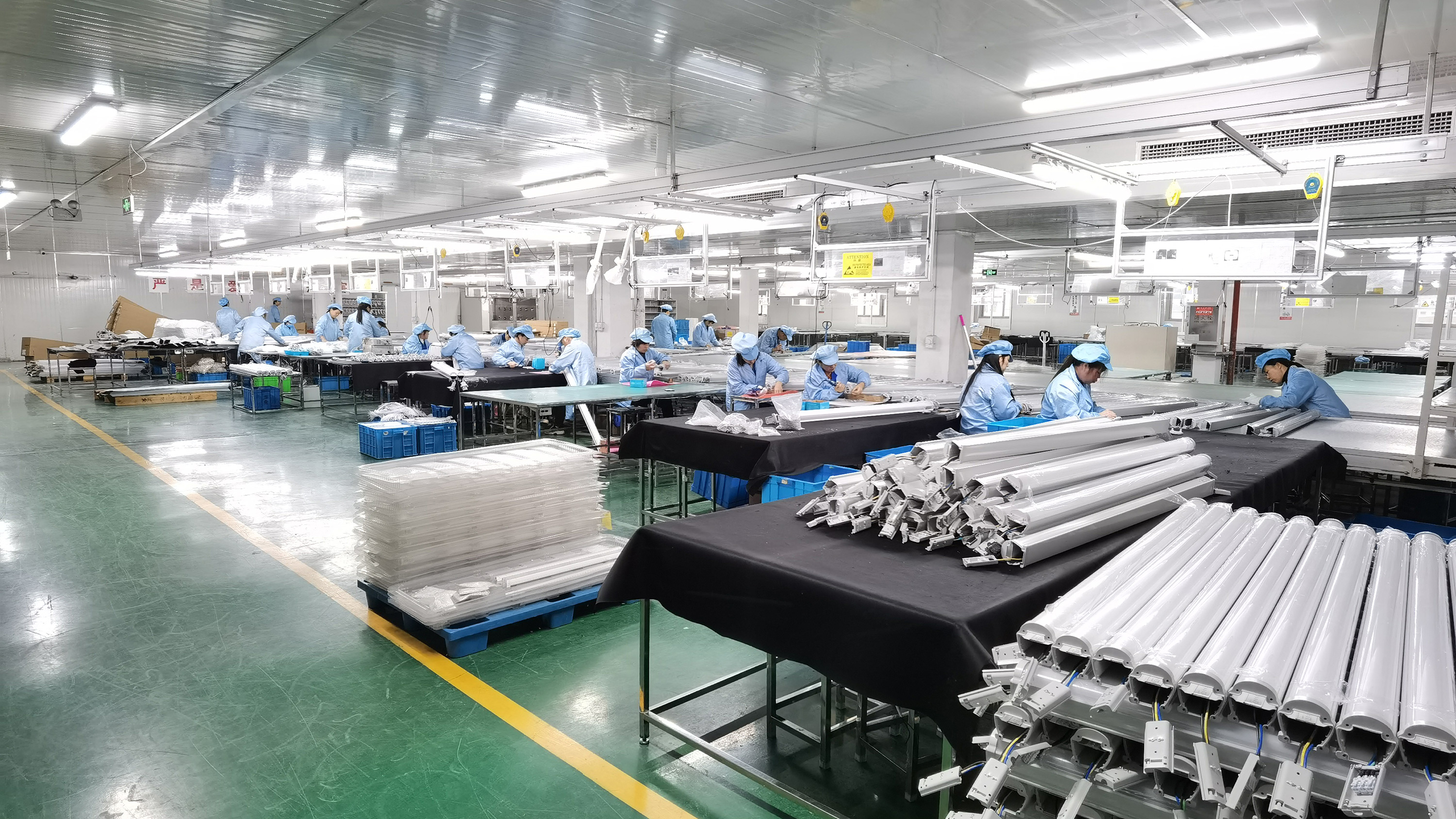led light factory inside