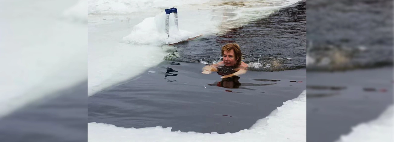 "The Ultimate Refreshment: The Benefits of a Cold Water Bathtub" :cold plunge cooling system ,renew therapy cold plunge,cold and hot plunge