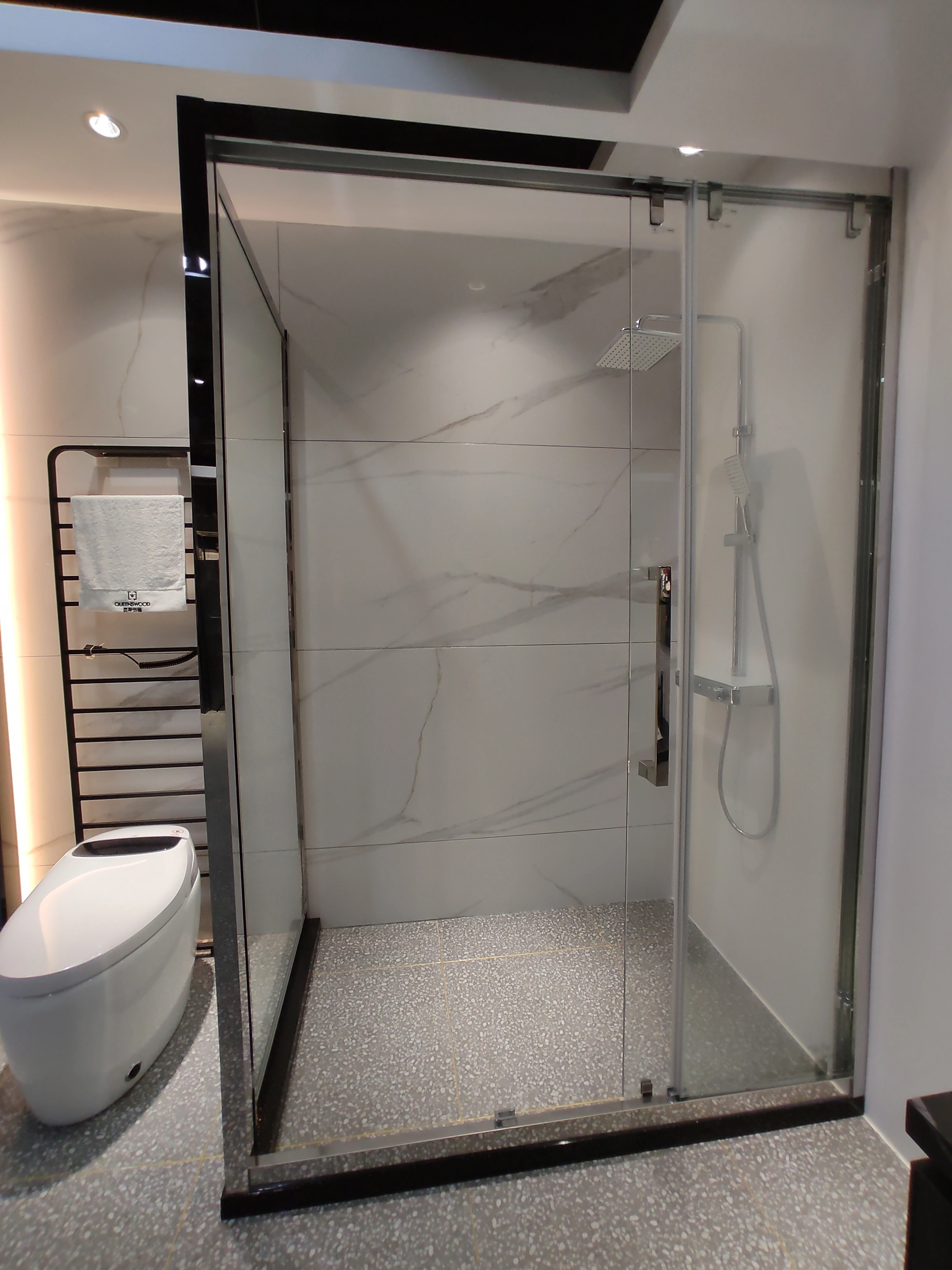 Attractive Functional Glass Fold Door Sliding Door Bathroom Shower Room Cabin,High Quality Frameless Shower Room
