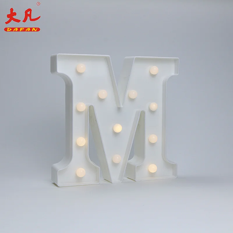 M热卖led灯圣诞灯led塑料灯立方字母板字母