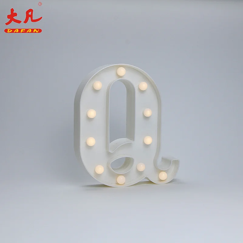 Q字母板灯led字母led节日灯圣诞节装饰节日灯塑料舱壁灯