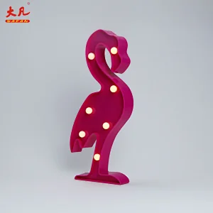 最受欢迎的火烈鸟室内灯桌装饰字幕字母灯塑料灯3d led字母标志