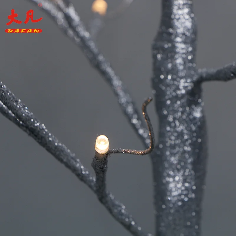 批发高档除尘准备led人造庭院房间树防水桦木led室内圣诞树灯