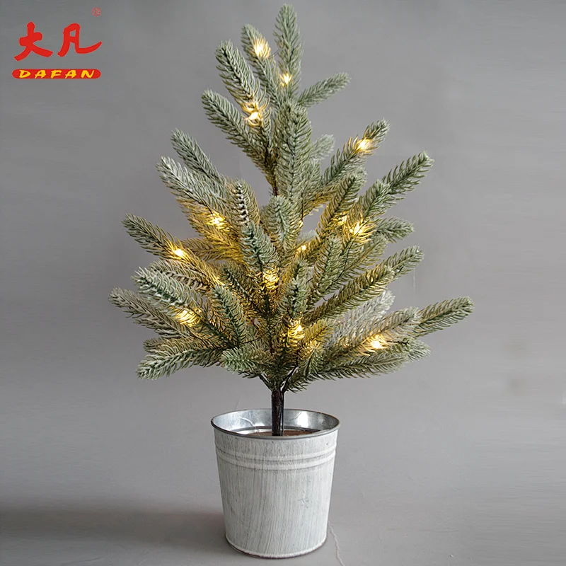 2018 New Products Christmas Indoor Decoration Branch Led snowy pine Tree Lights for Christmas decoration