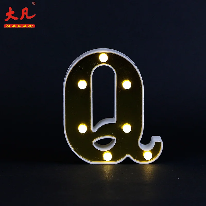 用于婚礼装饰3D LED灯泡的小Q形LED字幕字母灯