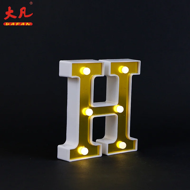 H热卖字母板塑料装饰字灯定制工厂led电池灯