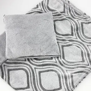 100% Polyester Embossed Bottom Printed Flannel Fleece Blanket