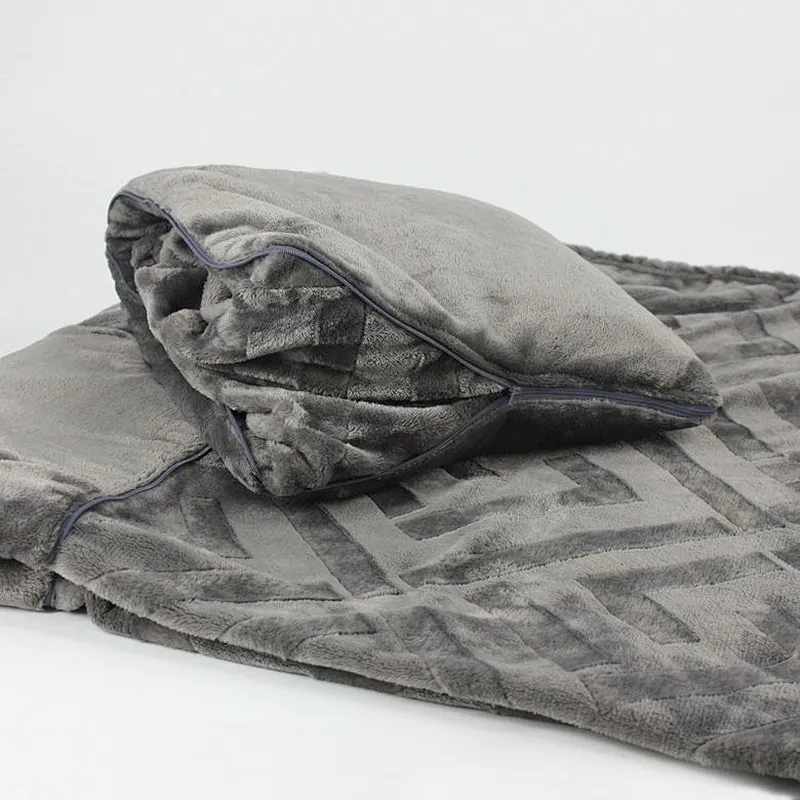 100% Polyester Soft Embossed Geo Flannel Fleece Blanket