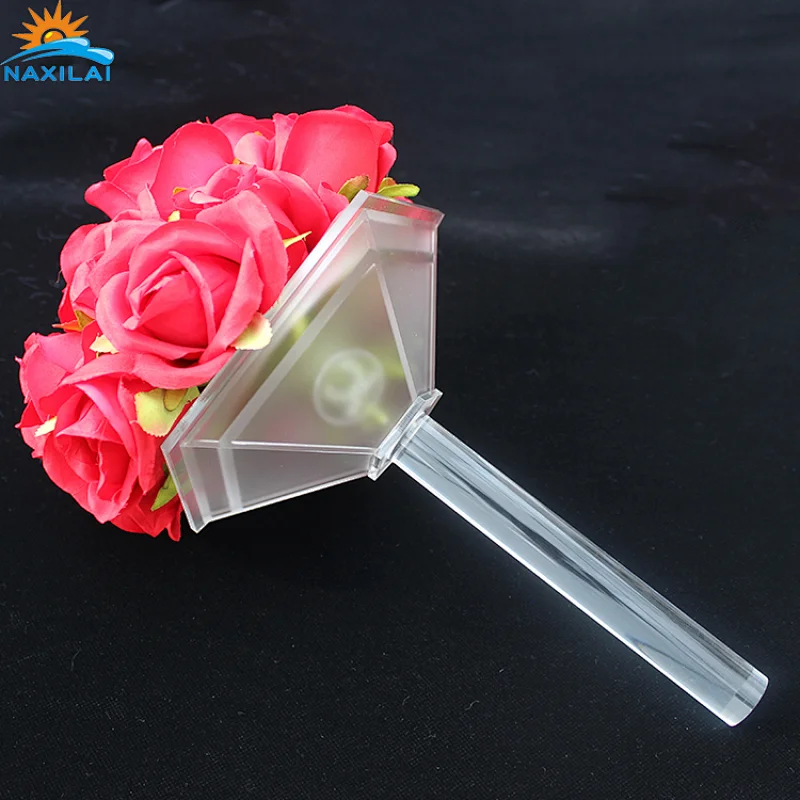 Naxilai Acrylic Hand Held Bouquet Holders Small Bouquet Holders