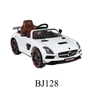 Mercedes Benz SLS AMG con licencia