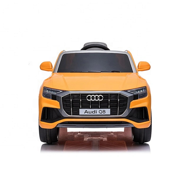 Лицензионный R / C Audi Q8