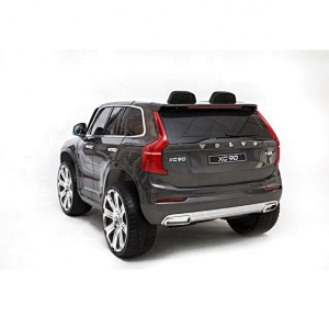 Volvo XC90 con licenza