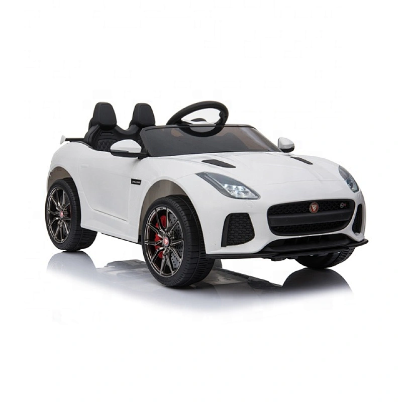 Jaguar F-TYPE SVR sous licence