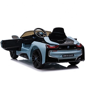 BMW I8 con licenza R / C