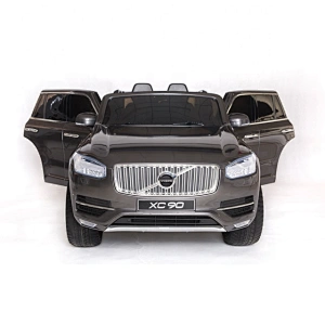 Volvo XC90 con licenza