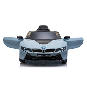 BMW I8 con licenza R / C