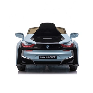 BMW I8 con licenza R / C