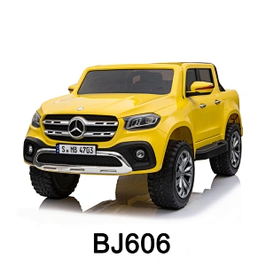 Mercedes Benz Clase X con licencia