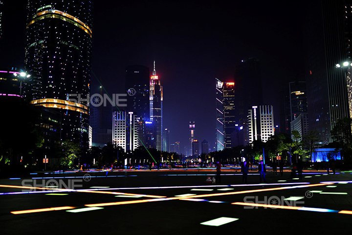 廣州花城廣場 - LED發光磚 - 先朗照明