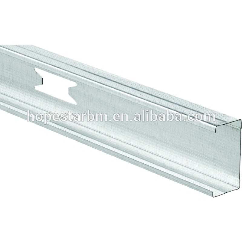 Perfil de acero galvanizado de alta calidad.