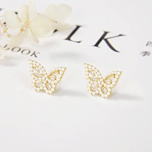 silver medallion earrings