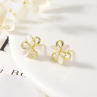 sterling silver stud earrings for women