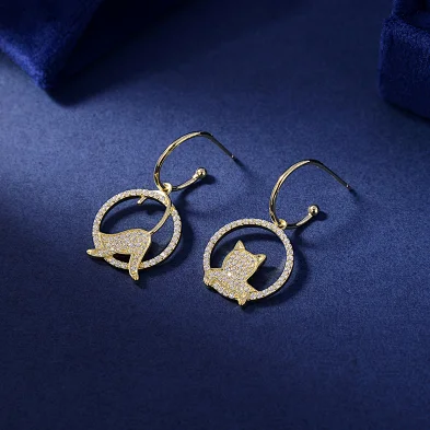 lightweight silver hoop earrings