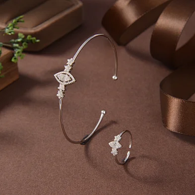 Blossom CS Jewelry Bangle-BR1X008520
