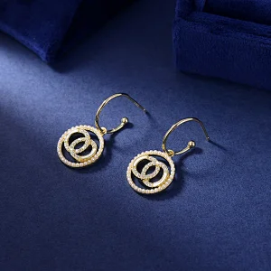 sterling silver earrings make my ears itch