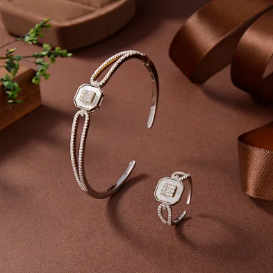 Blossom CS Jewelry Bangle-BR1X008518