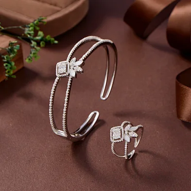 Blossom CS Jewelry Bangle-BR1X009219