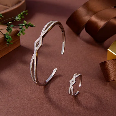 Blossom CS Jewelry Bangle-BR1X009357