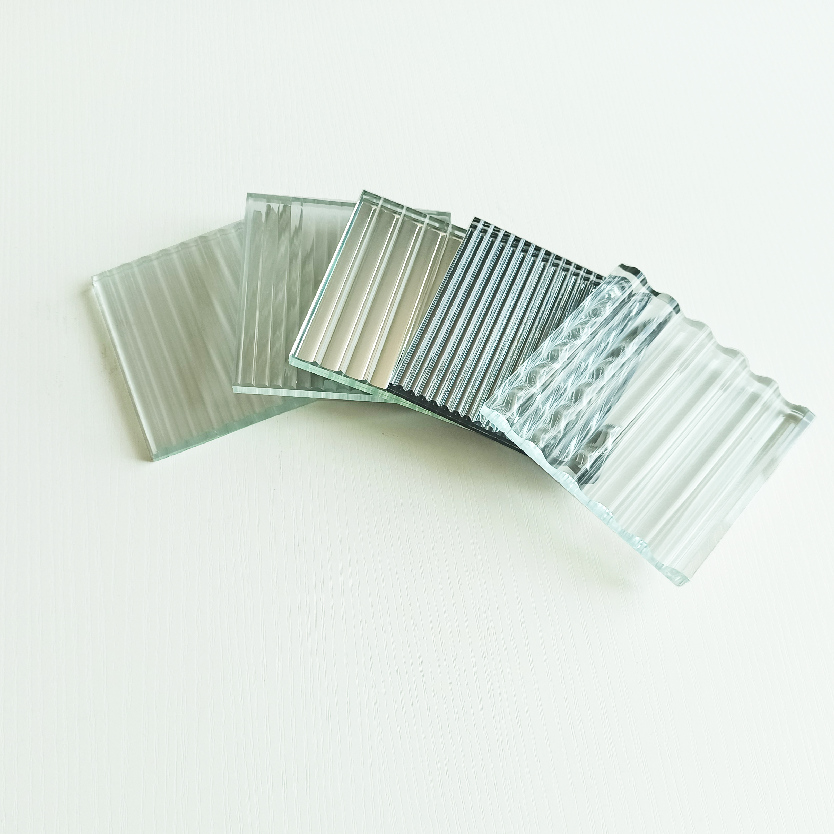 Tempered toughened fluted reeded glass cut to size