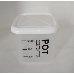 PLASTIC FOOD STORAGE CONTAINER