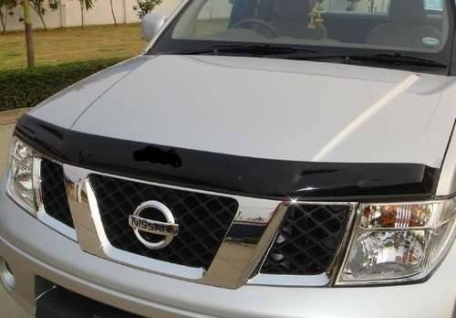 NAVARA 06 BONNET GUARD