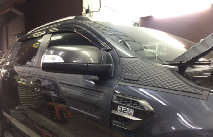 RANGER 15 SIDE VENT DECORATION
