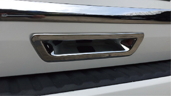 EVEREST 15 TAIL GATE COVER