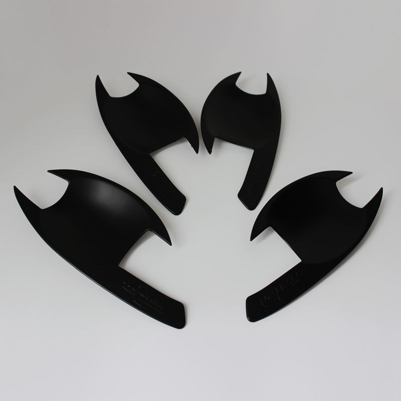 TRITON 06 DOOR HANDLE INSERT