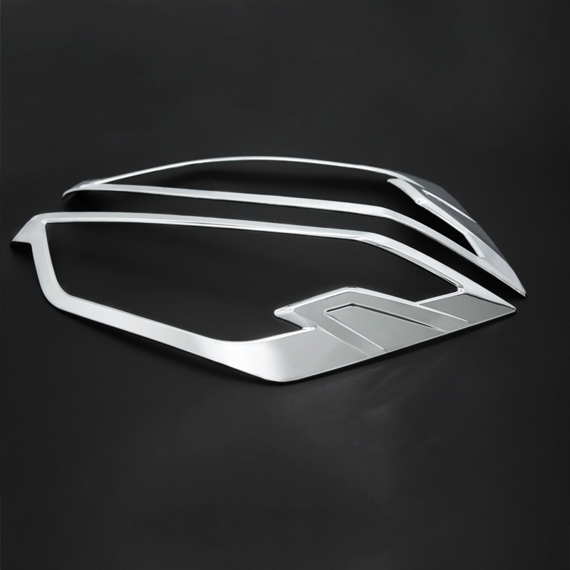 D-MAX 2021 CHROME  HEAD LIGHT COVER