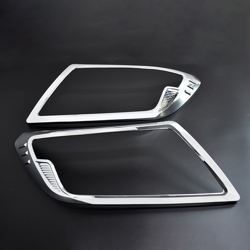 NAVARA 2021  CHROME HEAD LIGHT COVER