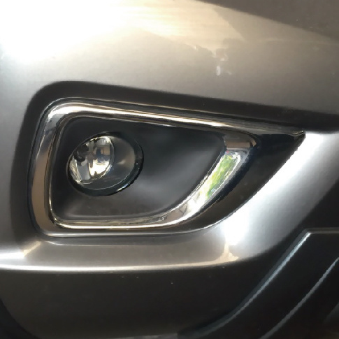 NP300 14 FOG LIGHT COVER BIG