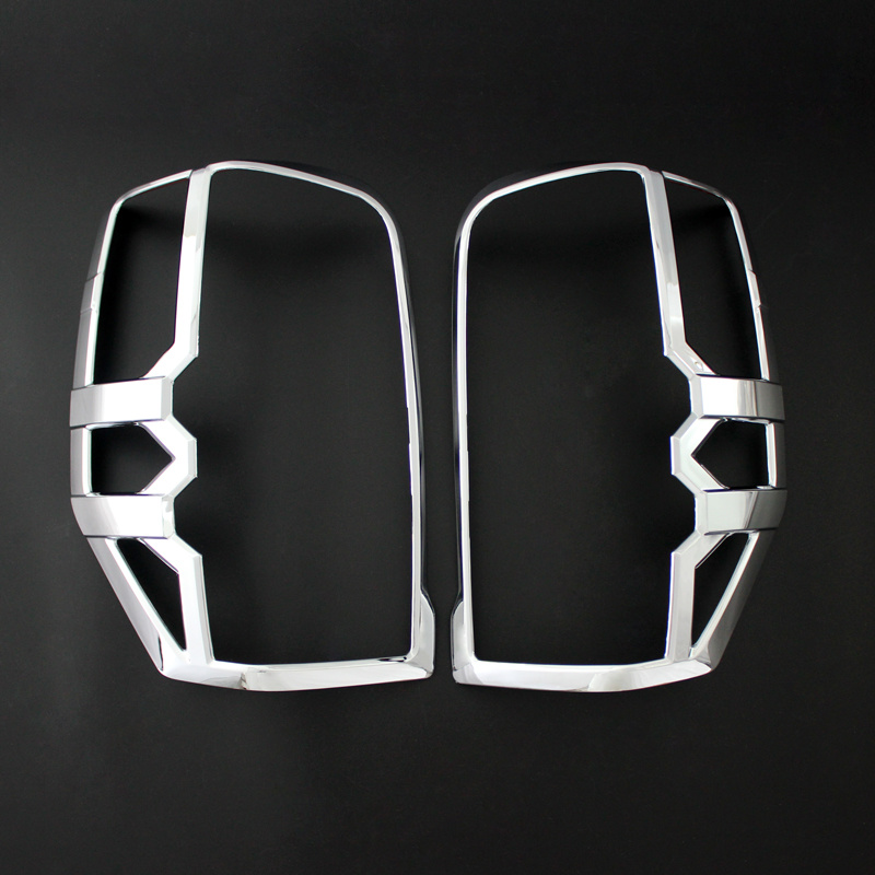 TRITON 19 TAIL LIGHT COVER