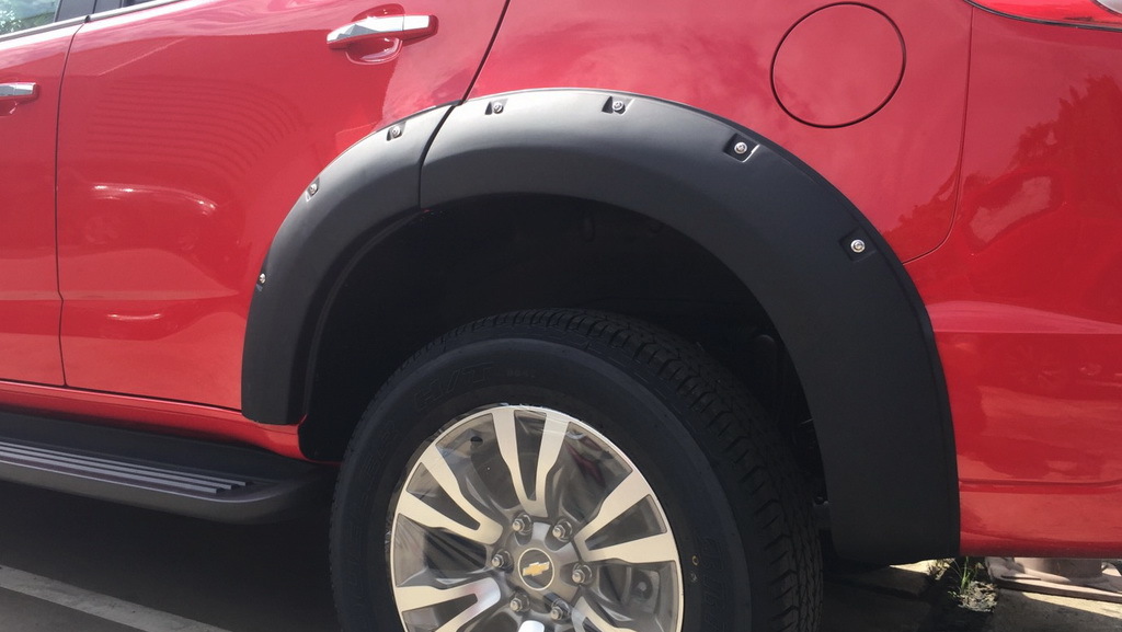 TRAIBLAZER 16 FENDER FLARE MODIFIED DESIGN