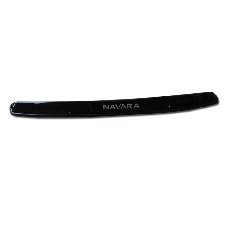 NAVARA 06 BONNET GUARD