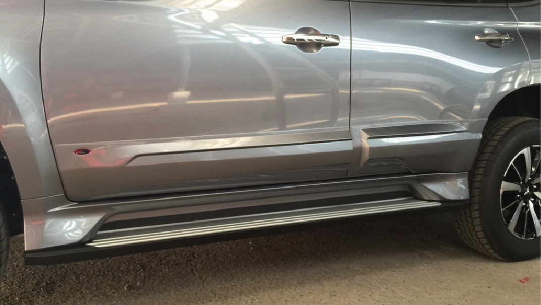 PAJERO SPORT 15 BODY CLADDING