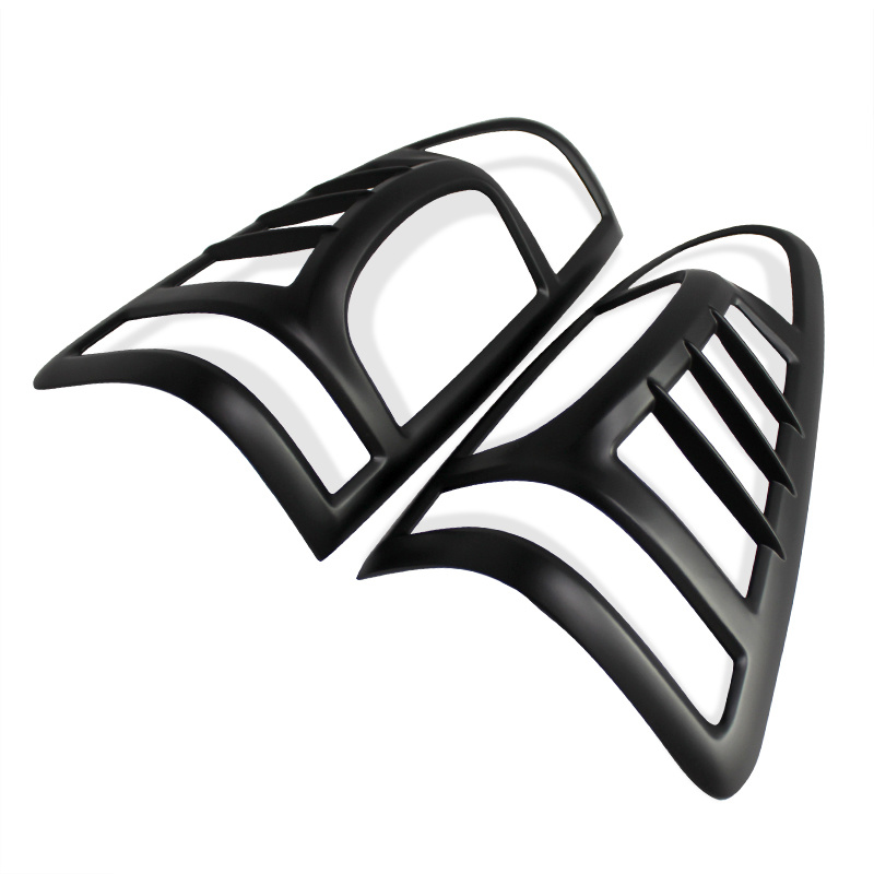 D-MAX 07 TAIL LIGHT COVER