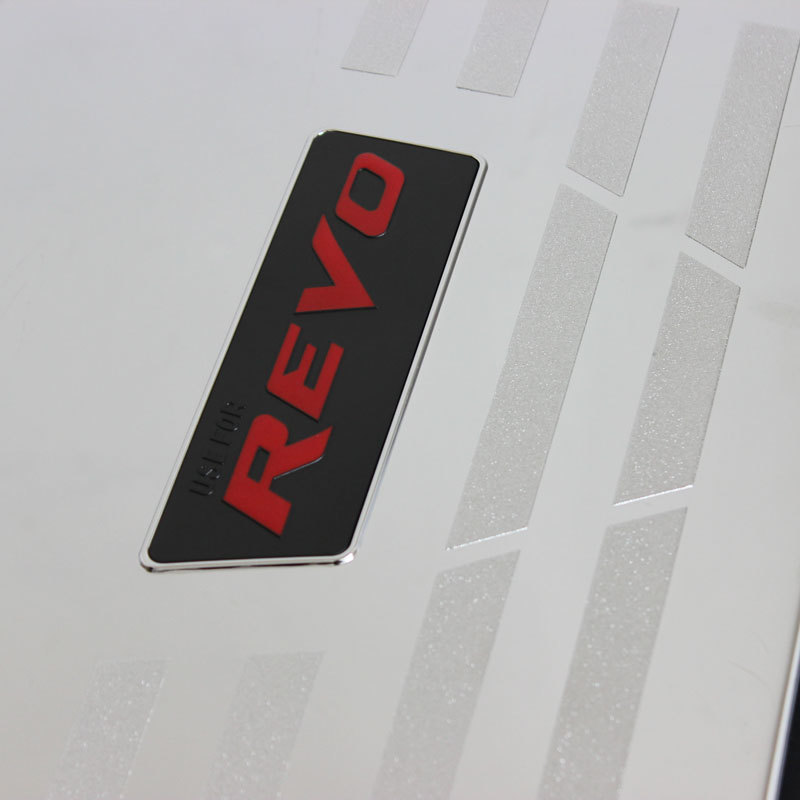 REVO 15 HOOD SCOOP COVER