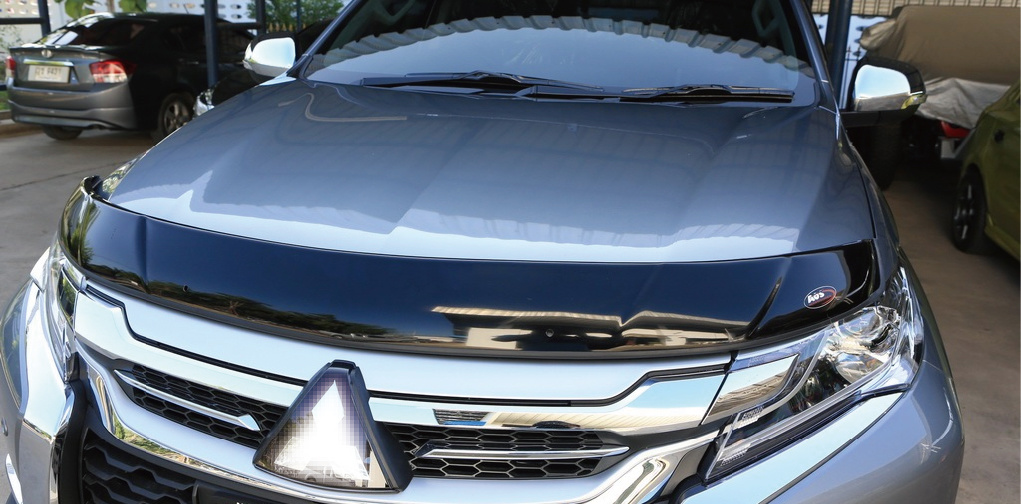 PAJERO SPORT 15 BONNET GUARD